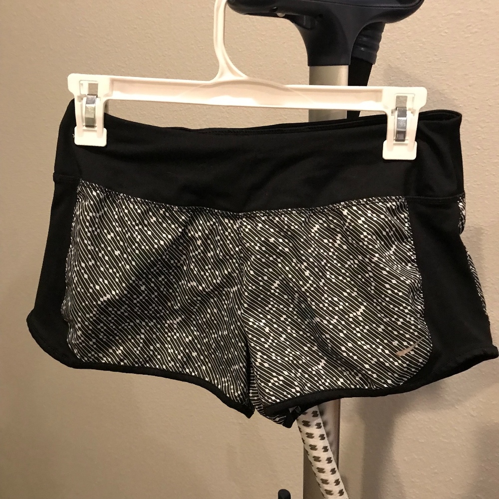 SO CUTE exercise and running shorts